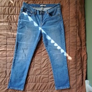 Levi's Boyfriend Blue Jeans Size: 30 (please see photo measurements. EPWC.